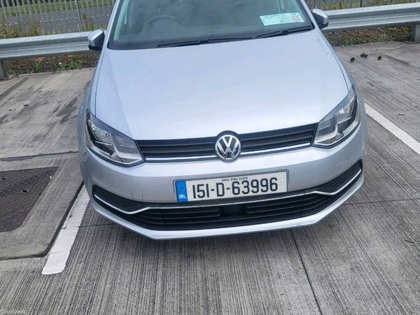 Volkswagen Polo Hatchback, Petrol, 2015, Silver