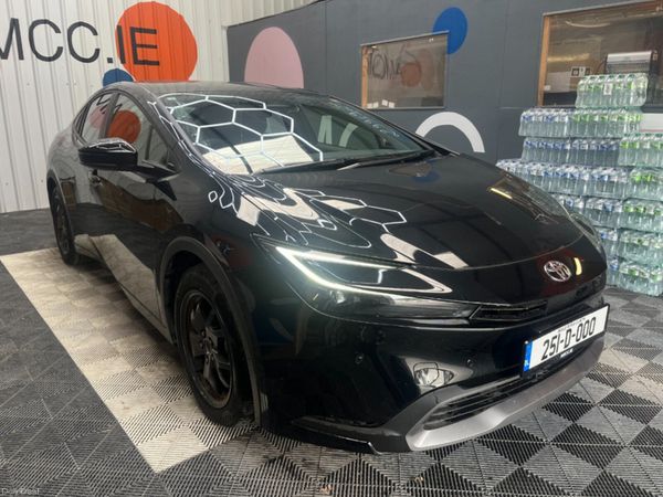 Toyota Prius Saloon, Petrol Hybrid, 2025, Black
