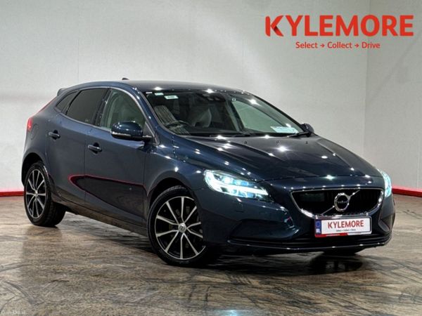 Volvo V40 Hatchback, Petrol, 2018, Blue