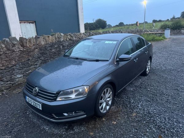 Volkswagen Passat Saloon, Diesel, 2013, Grey