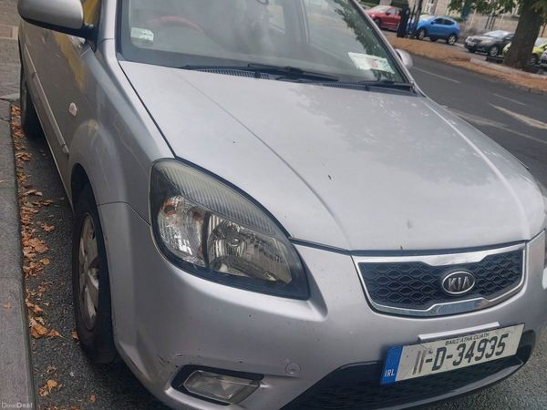 Kia Rio Hatchback, Petrol, 2011, Silver