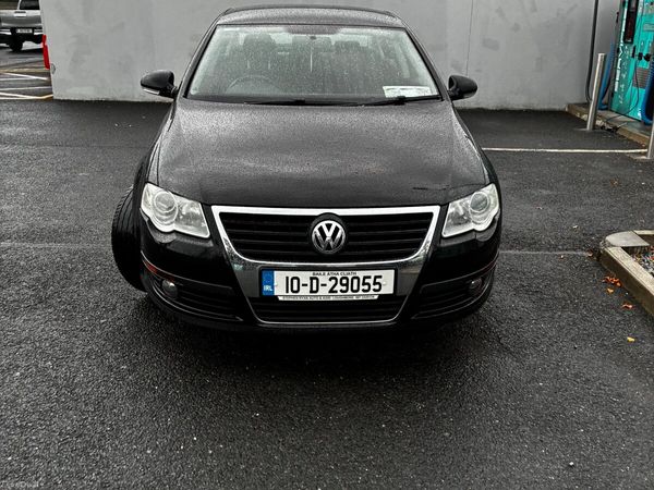 Volkswagen Passat Saloon, Diesel, 2010, Black