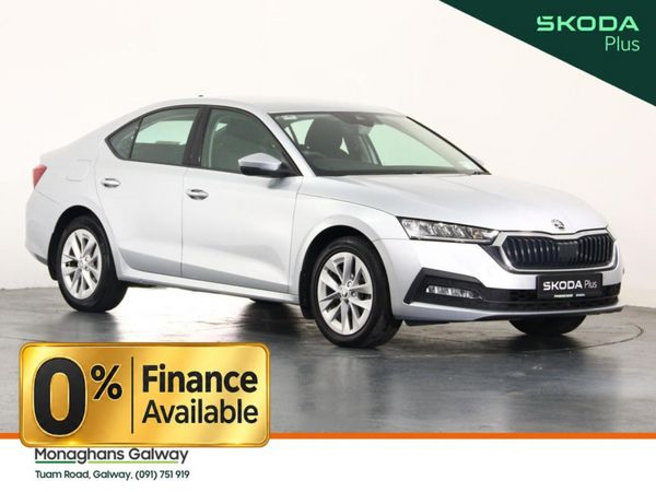 Skoda Octavia Hatchback, Diesel, 2024, Grey
