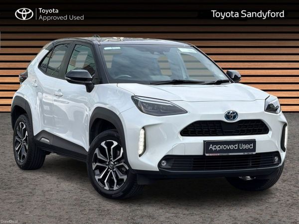 Toyota Yaris Cross Hatchback, Petrol Hybrid, 2023, White