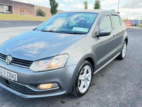 Volkswagen Polo Hatchback, Petrol, 2015, Grey