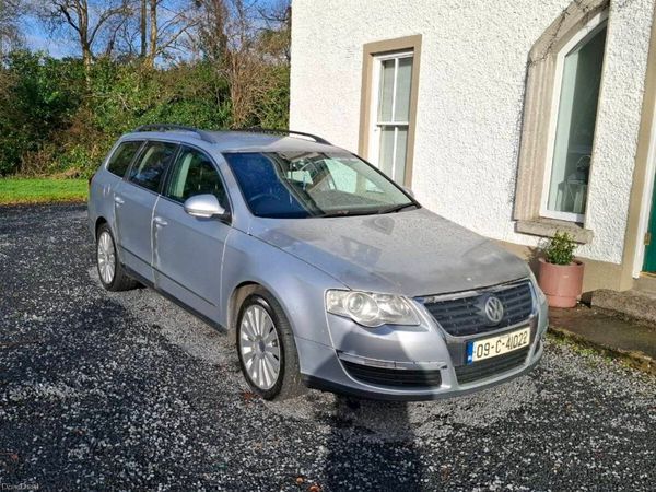 Volkswagen Passat Estate, Diesel, 2009, Silver