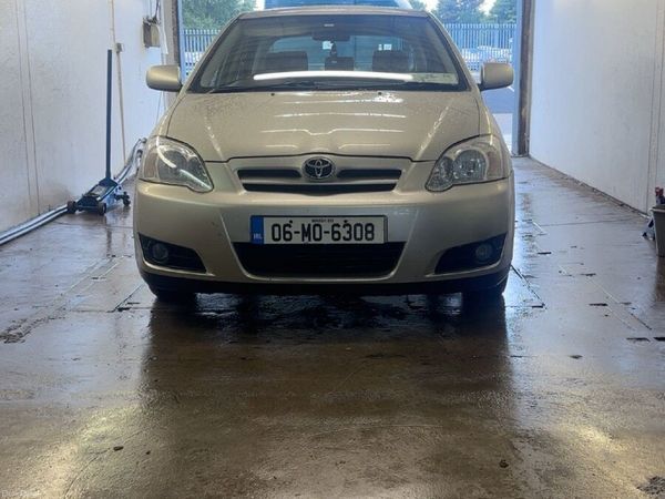 Toyota Corolla Hatchback, Diesel, 2006, Silver