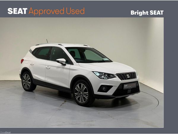 SEAT Arona Hatchback, Petrol, 2021, White