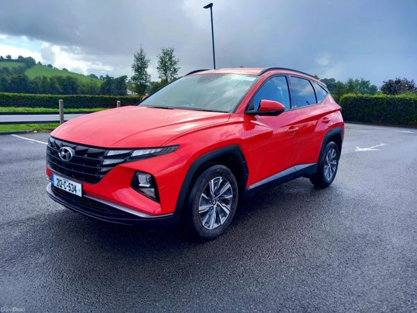 Hyundai Tucson MPV, Petrol Hybrid, 2021, Red
