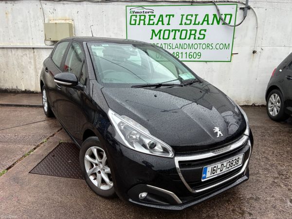 Peugeot 208 Hatchback, Petrol, 2016, Black
