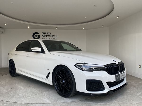 BMW 5-Series Saloon, Diesel Hybrid, 2022, White