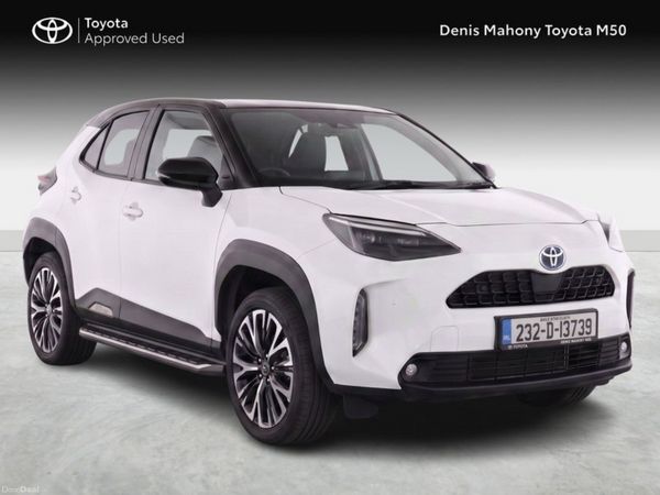Toyota Yaris Cross SUV, Petrol Hybrid, 2023, White