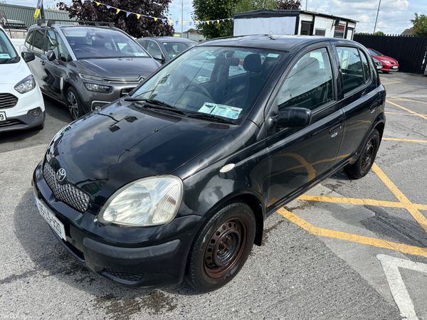 Toyota Yaris Hatchback, Petrol, 2005, Black