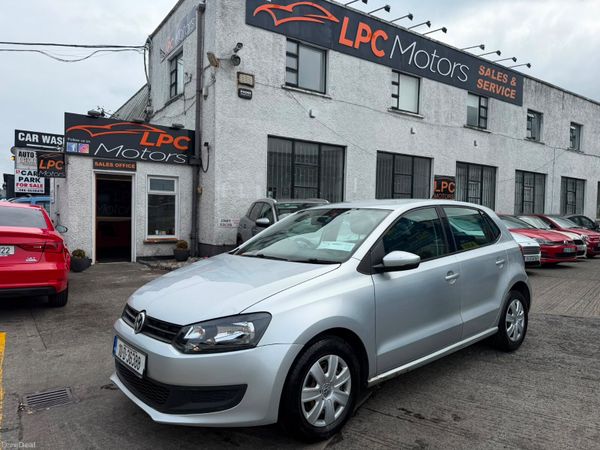 Volkswagen Polo Hatchback, Petrol, 2010, Silver