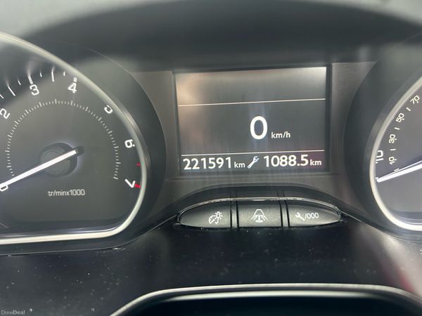 Peugeot 208 Hatchback, Petrol, 2012, Blue