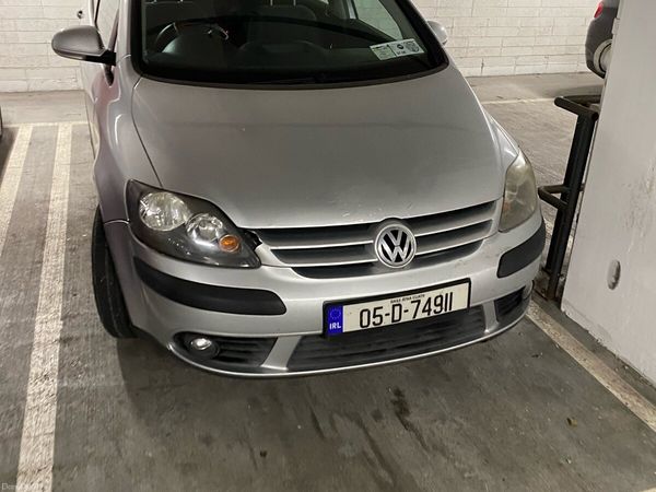 Volkswagen Golf Hatchback, Petrol, 2005, Silver