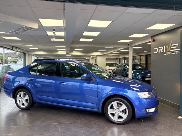 Skoda Octavia Saloon, Diesel, 2016, Blue