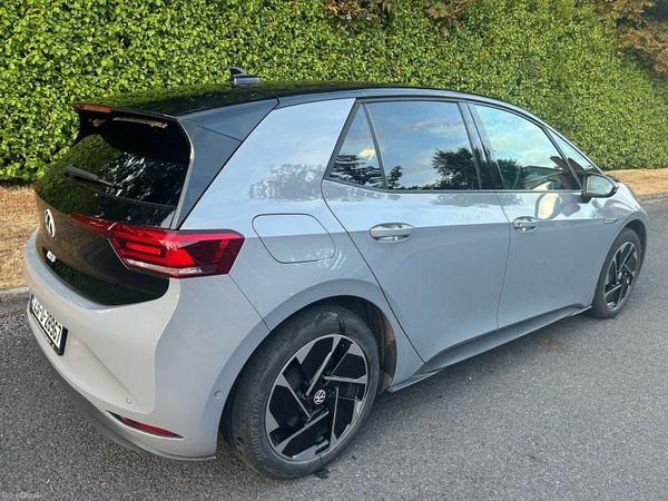 Volkswagen ID.3 Estate, Electric, 2023, Grey