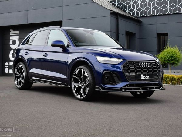 Audi Q5 SUV, Diesel Hybrid, 2023, Blue