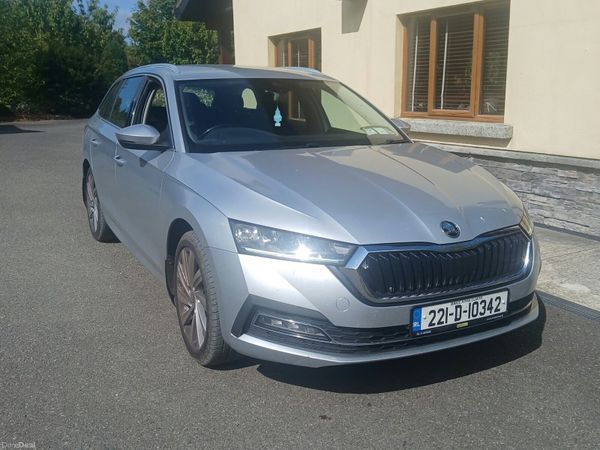 Skoda Octavia Estate, Diesel, 2022, Grey