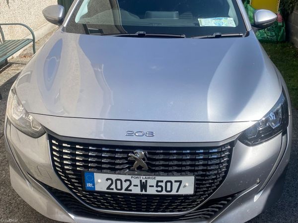 Peugeot 208 Hatchback, Petrol, 2020, Grey