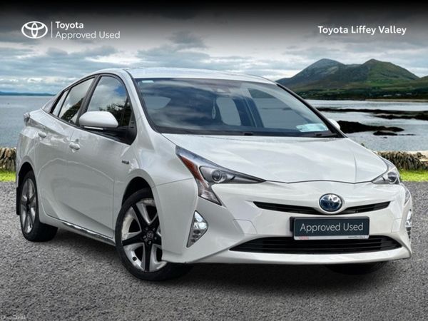 Toyota Prius Hatchback, Petrol Hybrid, 2017, White