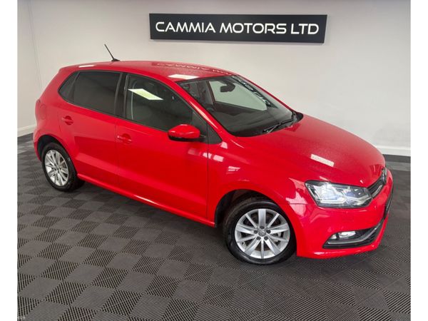 Volkswagen Polo Hatchback, Petrol, 2016, Red