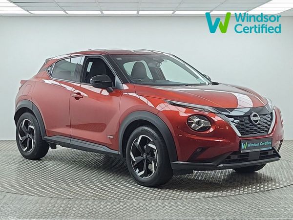 Nissan Juke SUV, Petrol Hybrid, 2024, Red
