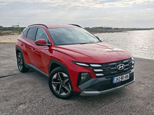 Hyundai Tucson MPV, Diesel, 2024, Red