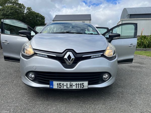 Renault Clio Hatchback, Petrol, 2015, Silver