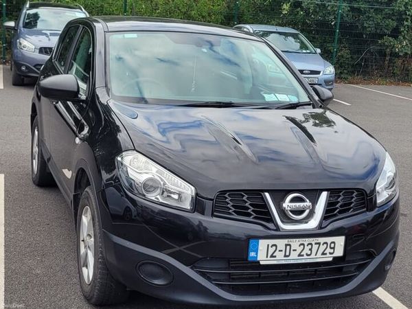 Nissan Qashqai Hatchback, Diesel, 2012, Black