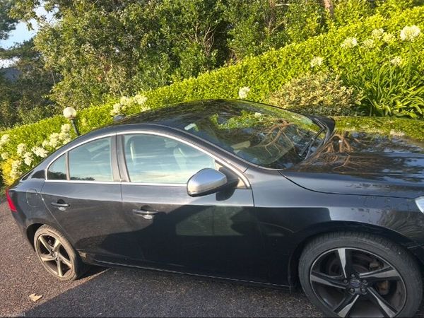 Volvo S60 Saloon, Diesel, 2013, Black