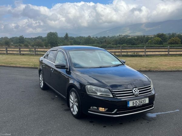 Volkswagen Passat Saloon, Diesel, 2011, Black