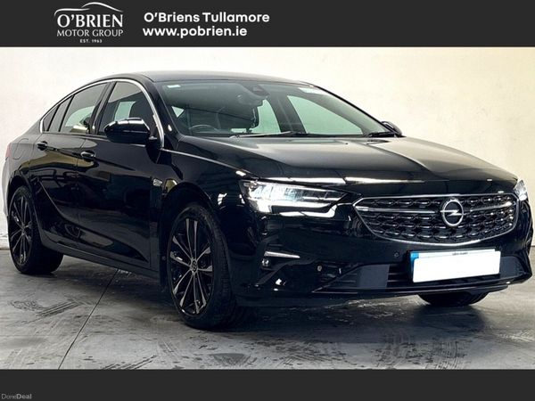 Opel Insignia Hatchback, Diesel, 2022, Black