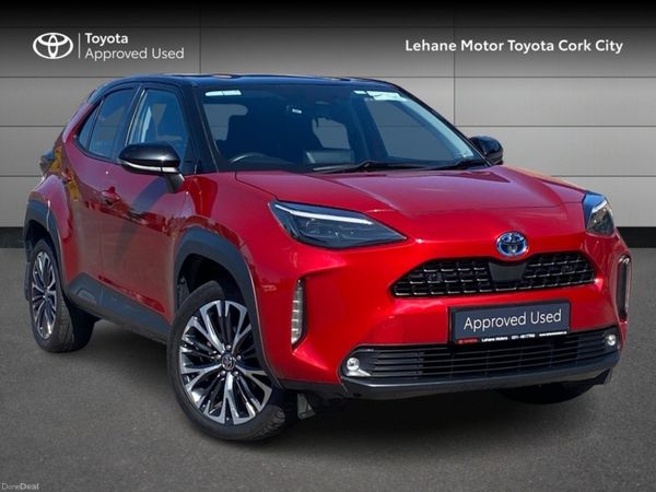 Toyota Yaris Cross Hatchback, Petrol Hybrid, 2023, Red