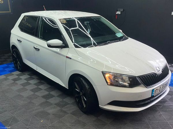 Skoda Fabia Hatchback, Diesel, 2017, White