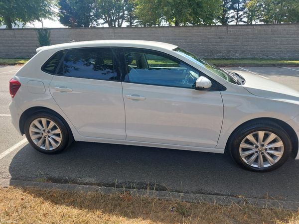 Volkswagen Polo Hatchback, Petrol, 2019, White
