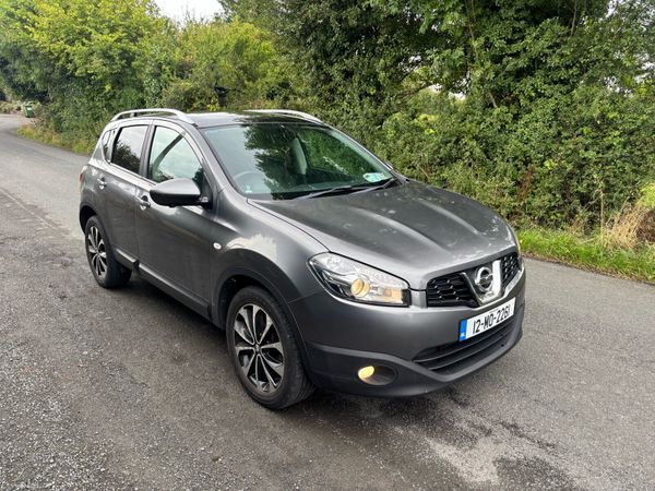 Nissan Qashqai Hatchback, Diesel, 2012, Grey