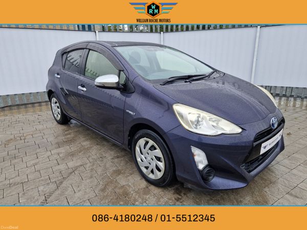 Toyota Aqua Hatchback, Petrol Hybrid, 2015, Blue