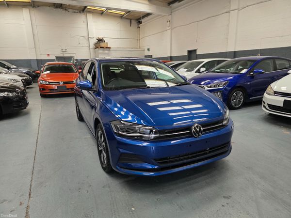 Volkswagen Polo Hatchback, Petrol, 2021, Blue