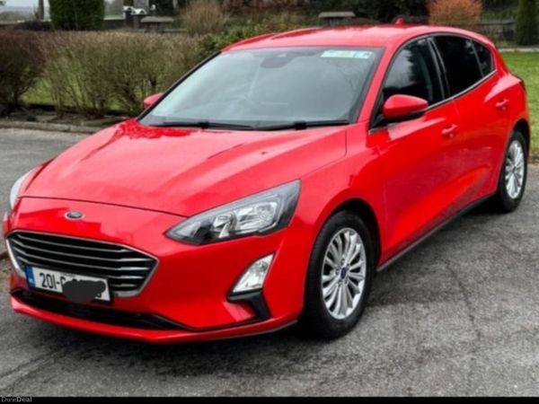 Ford Focus Hatchback, Diesel, 2020, Red