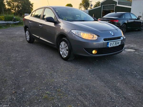 Renault Fluence Saloon, Diesel, 2010, Grey
