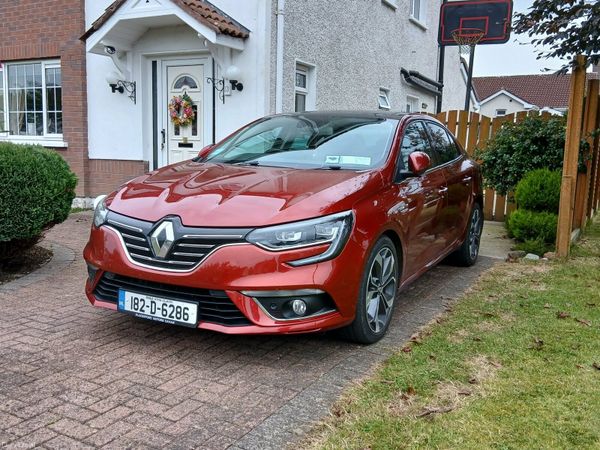 Renault Megane Saloon, Diesel, 2018, Red