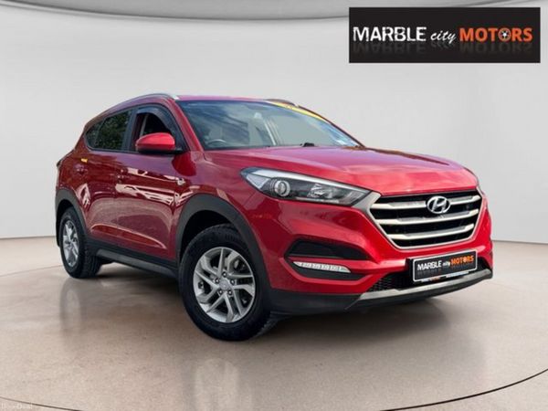Hyundai Tucson MPV, Diesel, 2017, Red