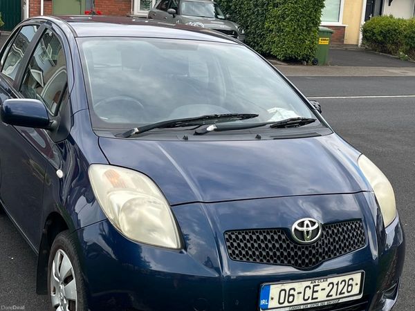 Toyota Yaris Hatchback, Petrol, 2006, Blue