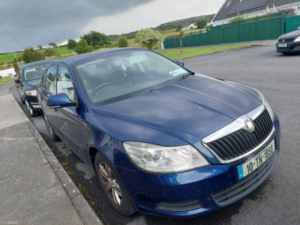 Skoda Octavia Hatchback, Diesel, 2010, Blue