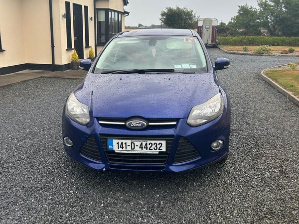 Ford Focus Hatchback, Petrol, 2014, Blue