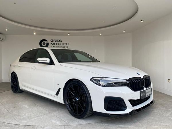 BMW 5-Series Saloon, Diesel Hybrid, 2022, White