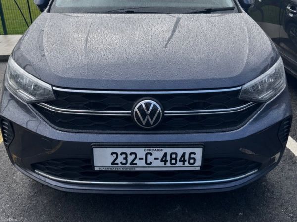 Volkswagen Taigo Estate/Jeep, Petrol, 2023, Grey