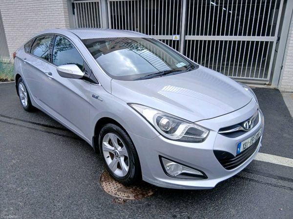 Hyundai i40 Saloon, Diesel, 2013, Silver